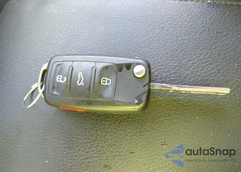 2016 Volkswagen Jetta 1.4T S z USA, uszkodzony, nr VIN 3VW267AJ3GM255737